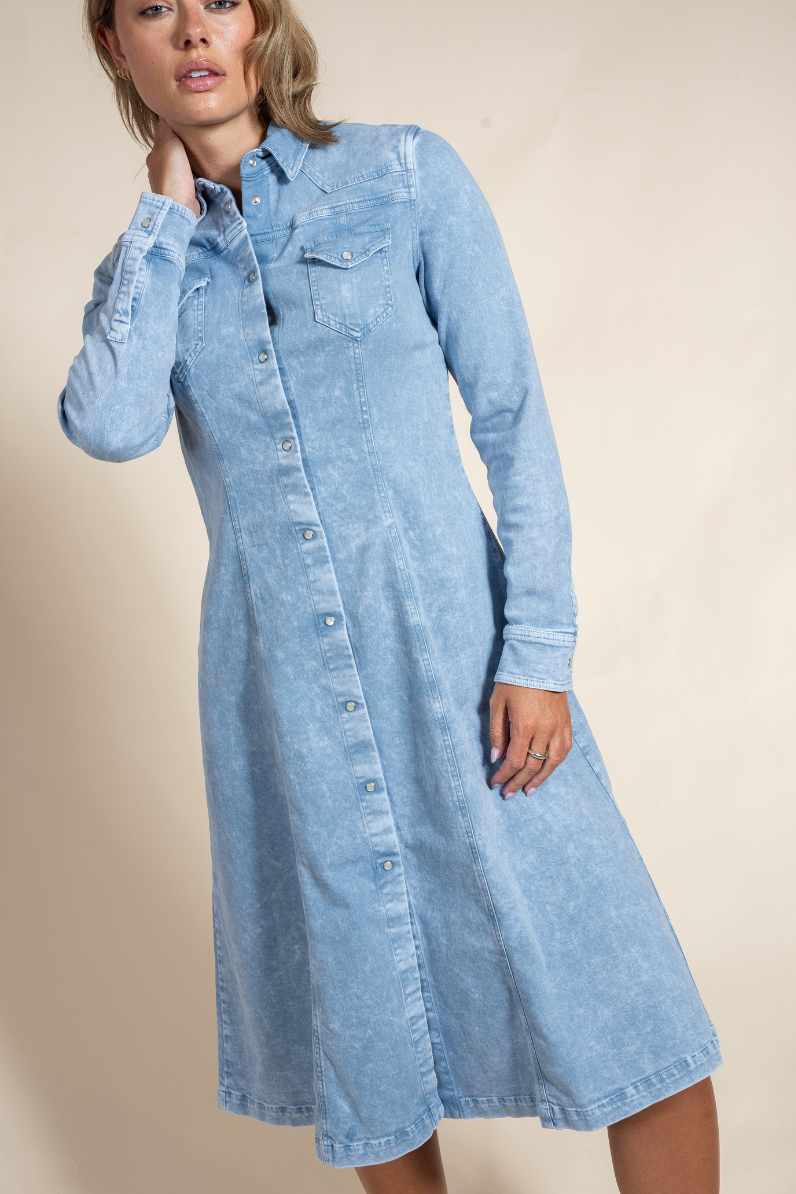 Women's Dusters and Dresses