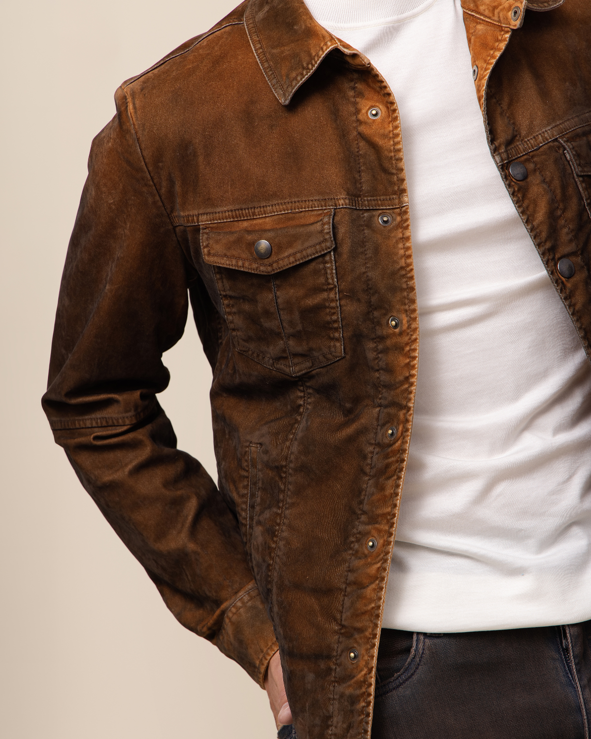 Hyde Sawyer Ruggine trucker jacket — rust cotton-blend Western jacket with pointed collar, snap-front placket and brushed brass buttons, handmade in Italy.