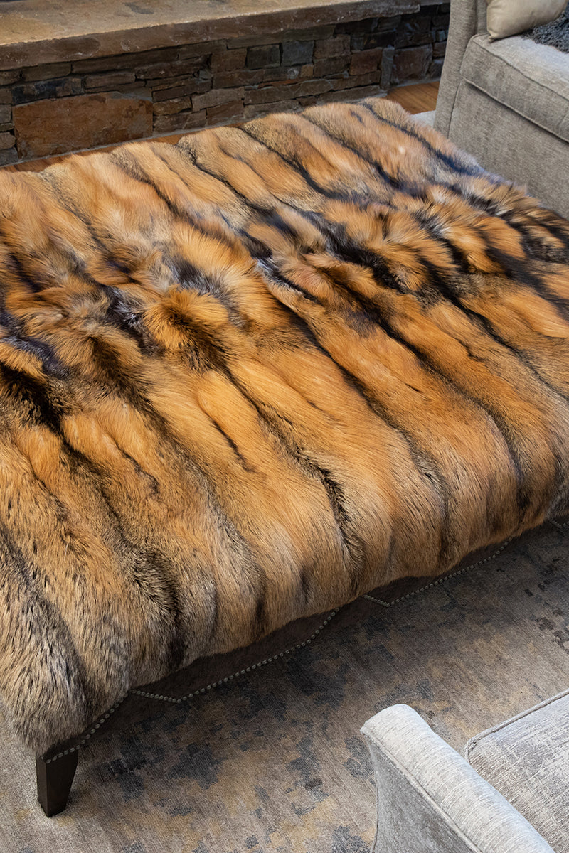 Natural cross fox fur blanket 70x70 — full-skin golden rust and charcoal luxury fur throw with velvet backing