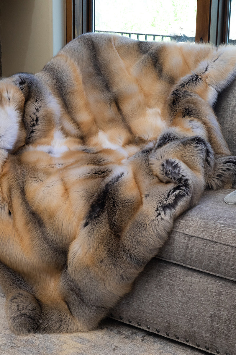 Natural Fox Fur Luxury Rug - Premium Fur Area Rug