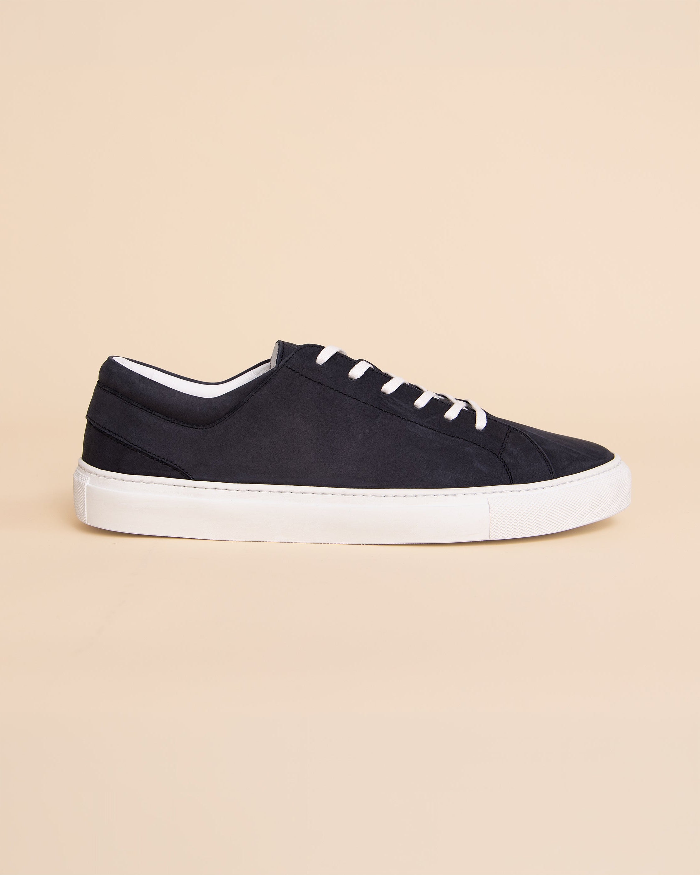 HYDE Vulcano navy sneaker, minimal European silhouette with no visible branding