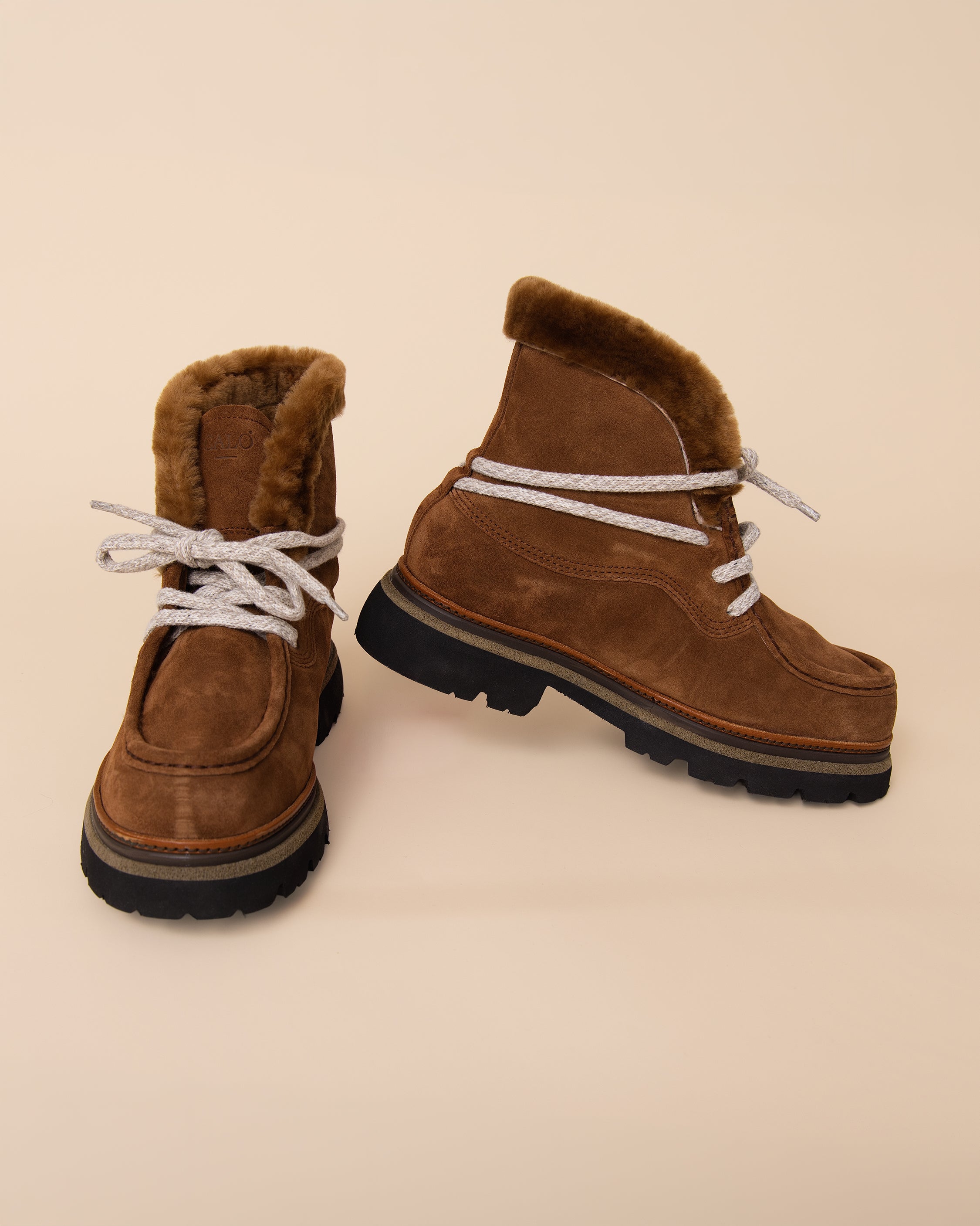 HYDE Dalia fur-lined suede boot in tabacco, cushioned footbed and lug sole detail
