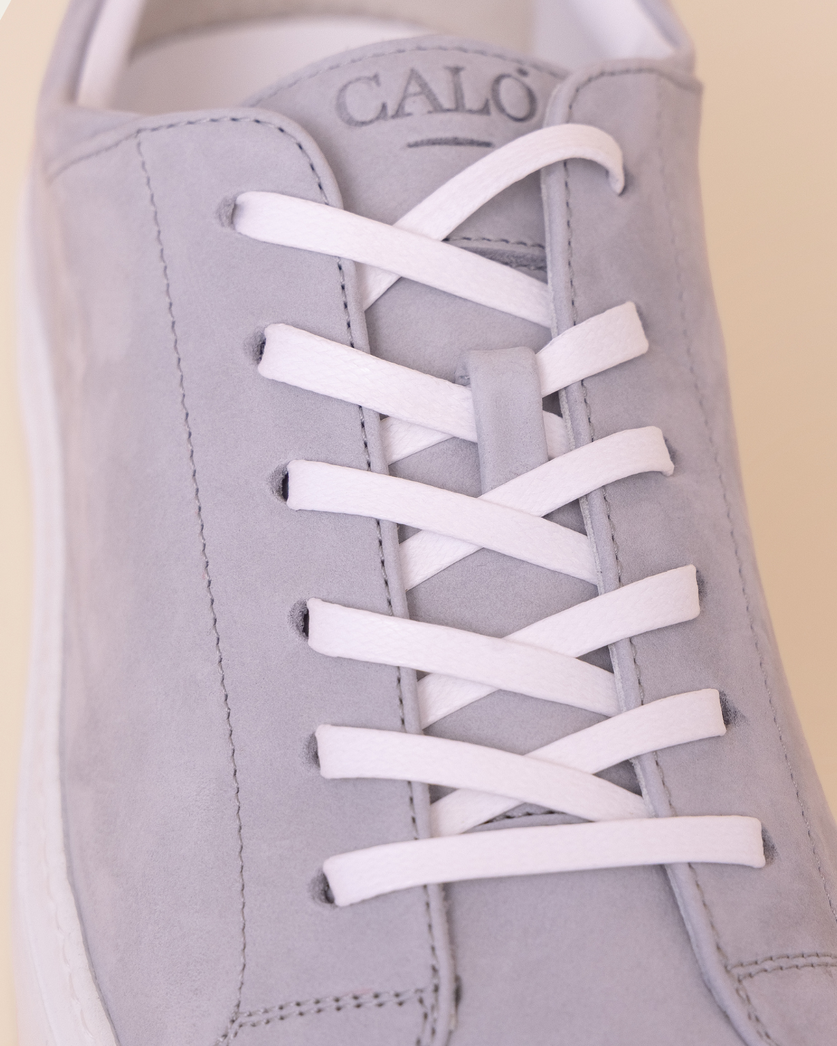 detail — cushioned footbed, leather lining, nabuk upper