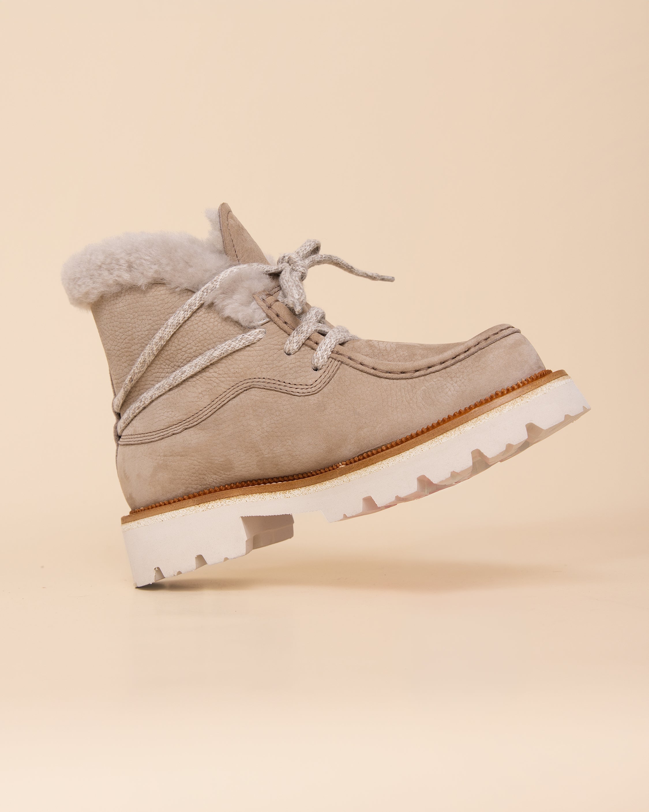 Women's taupe nabuk winter boot handcrafted in Italy, HYDE Sofia stivaletto
