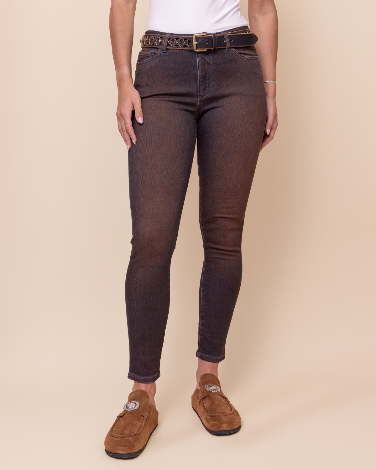 front view — mid-to-high rise, 98% cotton, Teleria Zed