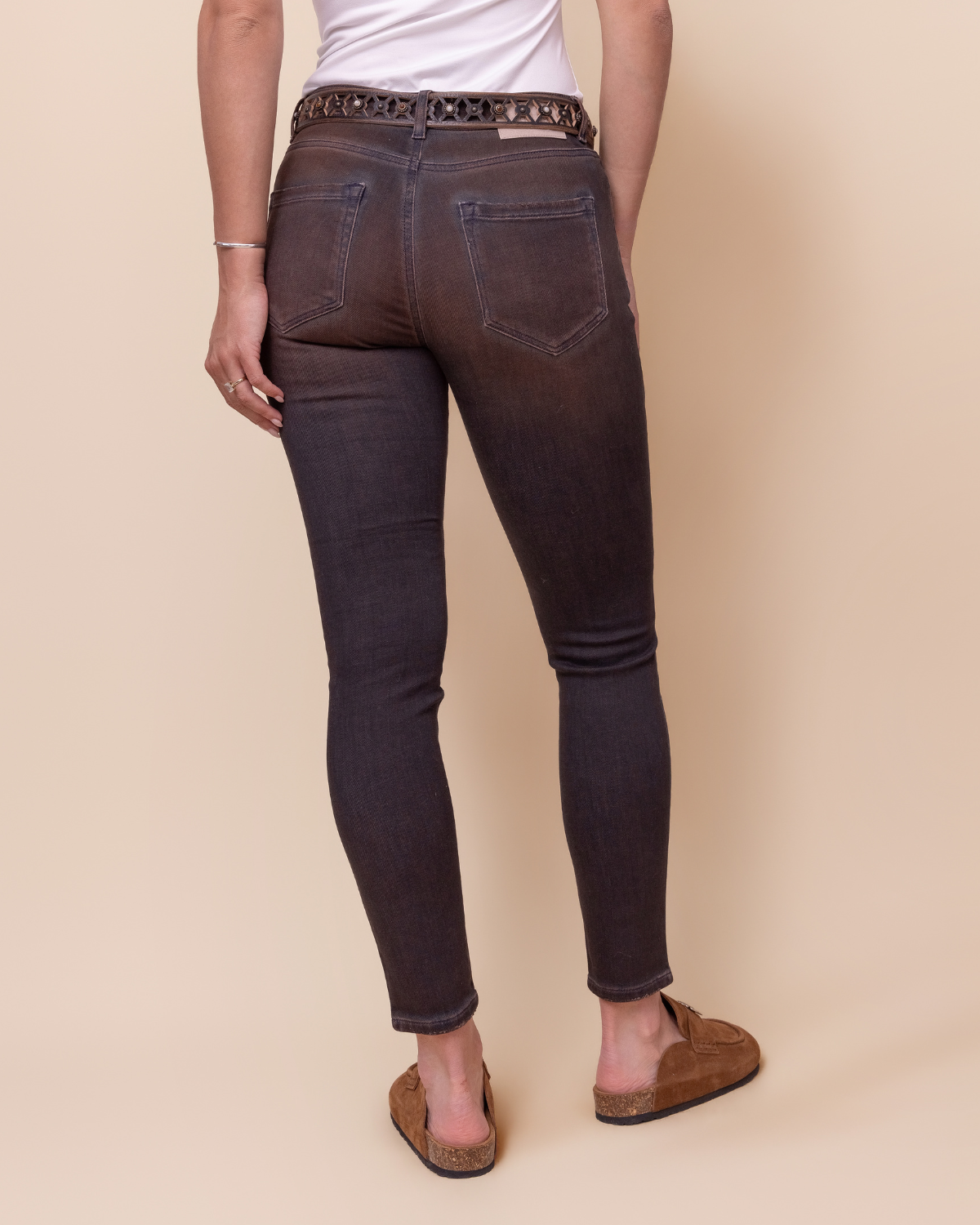 editorial — warm sandy neutral, made in Italy