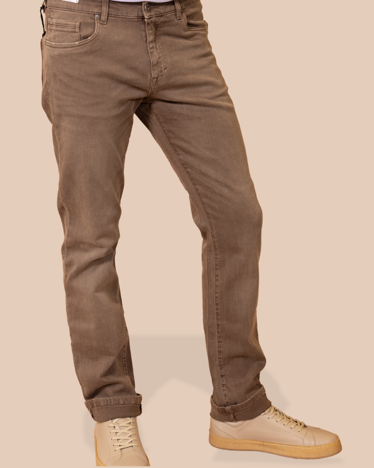  side view — slim leg, mid-rise, Liquirizia colorway