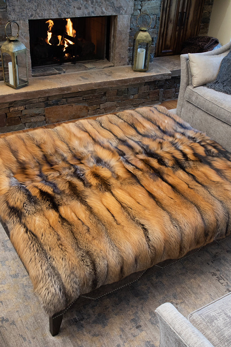 Natural cross fox fur blanket 70x70 — full-skin golden rust and charcoal luxury fur throw with velvet backing